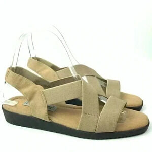 I heart comfort women sandals size 6.5 tan strappy